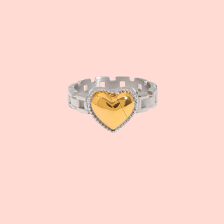Two Toned Queen of Hearts Ring