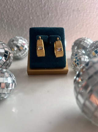 Samantha hoops