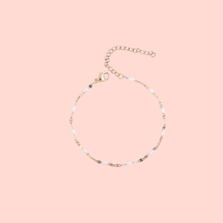 Dainty Delight Bracelet (White)