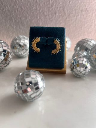 Sun burst studs